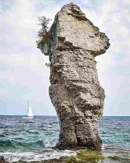 flowerpot-island-near-tobermory