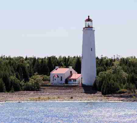 Cove Island Lighthouse and Keepers House cove island lighthouse